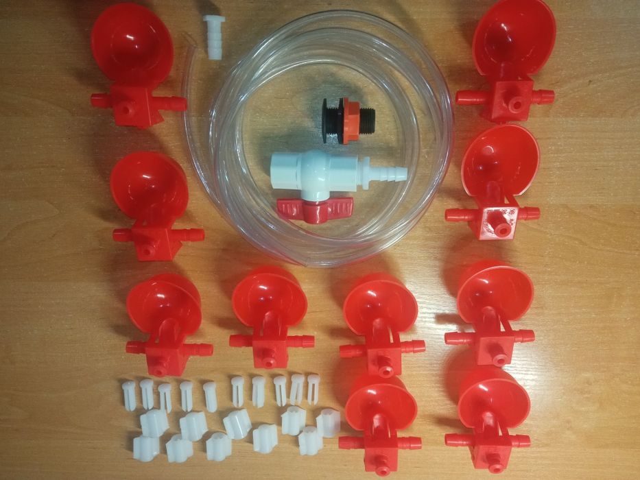 Микрочашечная поилка для всех видов птицы - много разных видов