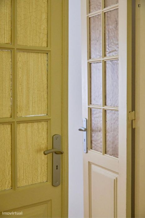 Quarto - localizado em Entrecampos Lisbon