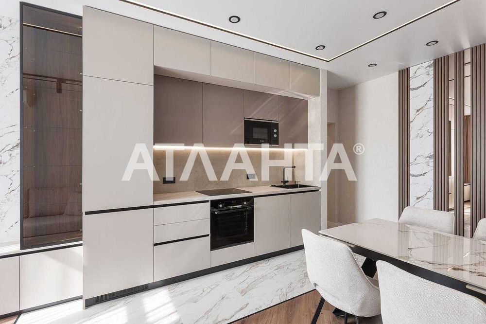 3-кім з видом у двір та на іподром у ЖК "67 Перлина" (тераса)