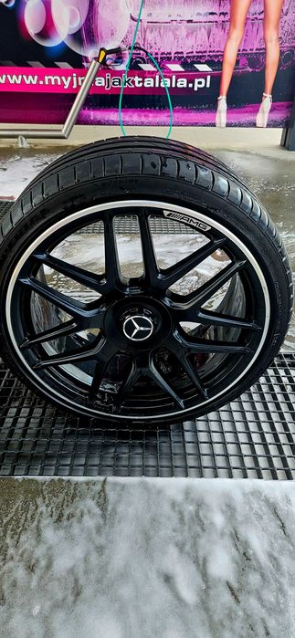 Kute Felgi z oponami AMG Mercedes 20 cali