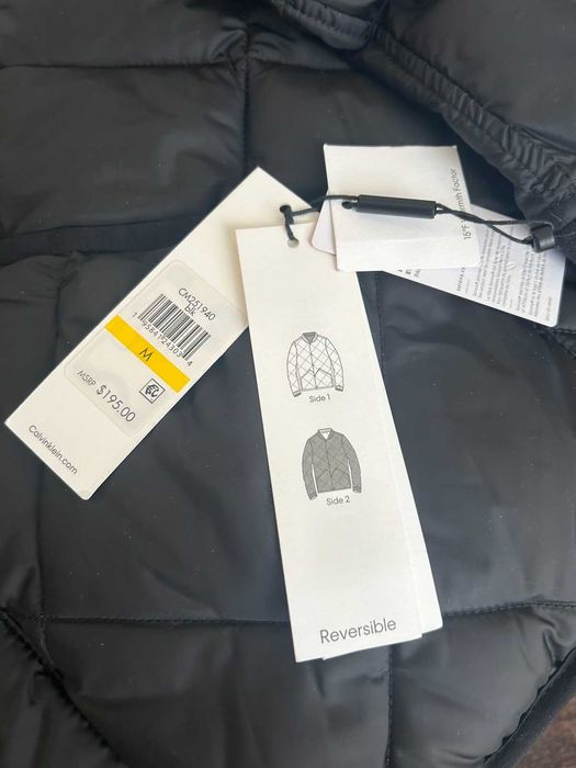 Чоловіча двостороння куртка Calvin Klein – Чорна/Камуфляж, Розмір M
