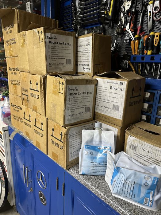 Liquidos limpeza industriais concentrados