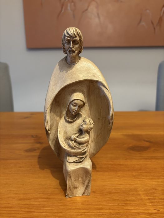 Sagrada Familia em madeira
