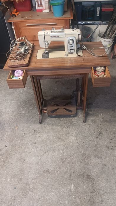 Máquina  de custura