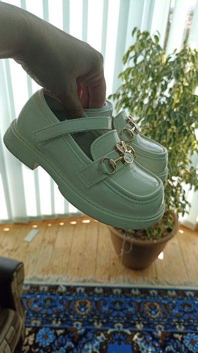 Продам дитячі туфлі