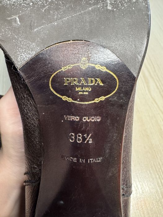 Prada чоботи оригінал / шкіра / 38,5–39