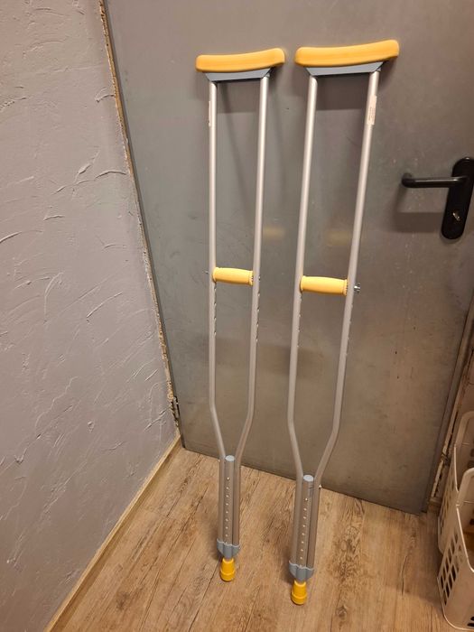 Kule ortopedyczne pachowe mega lekkie