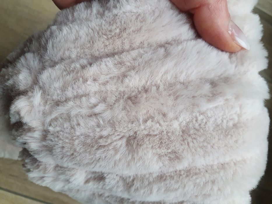 Komin, nowy. Nigdy nienoszony.