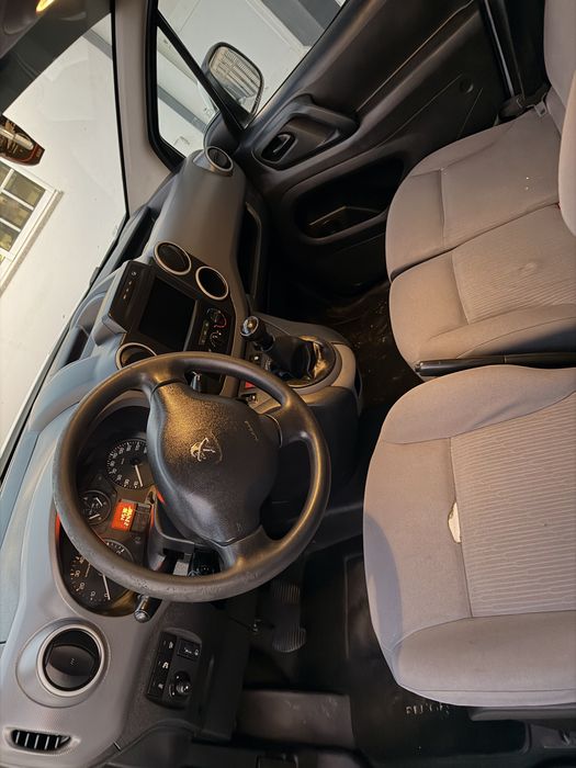 Peugeot partner