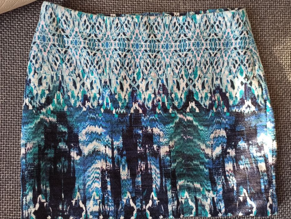 Spódnica mini na lato wzorzyste H&M r 40 L