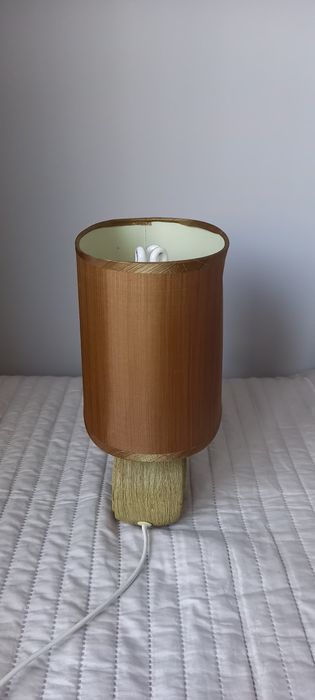 Lampka nocna stojąca 220V z przełącznikiem