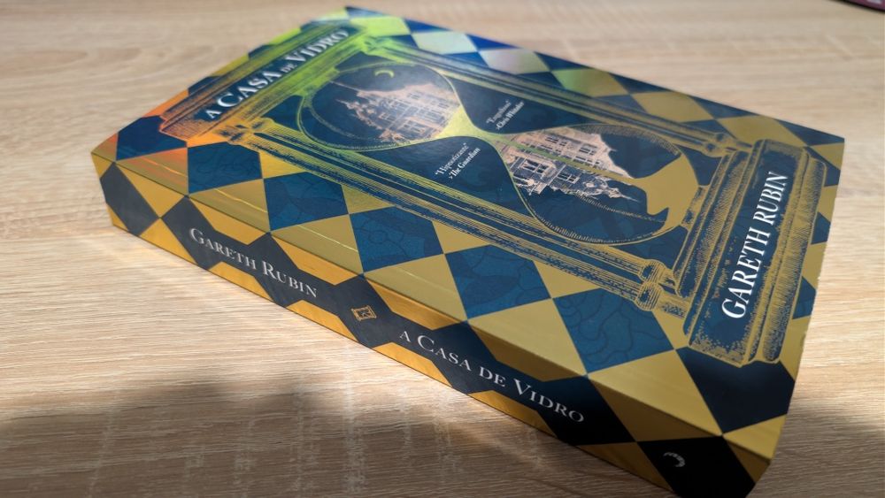 Livro "A casa de vidro" de Gareth Rubin
