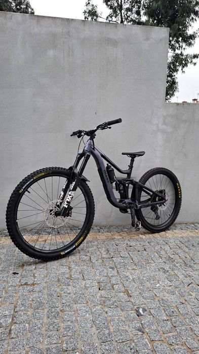 Giant reign 1 2027