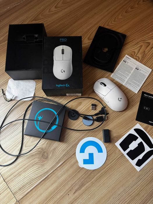 Myszka Logitech G Pro X Superlight White | Bezprzewodowa | Komplet