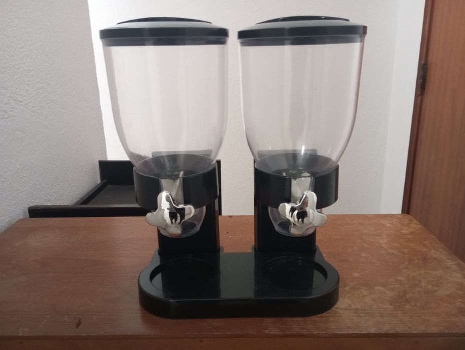Cereal Dispenser