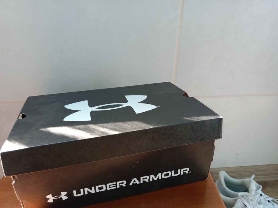 Кросівки Under Armour