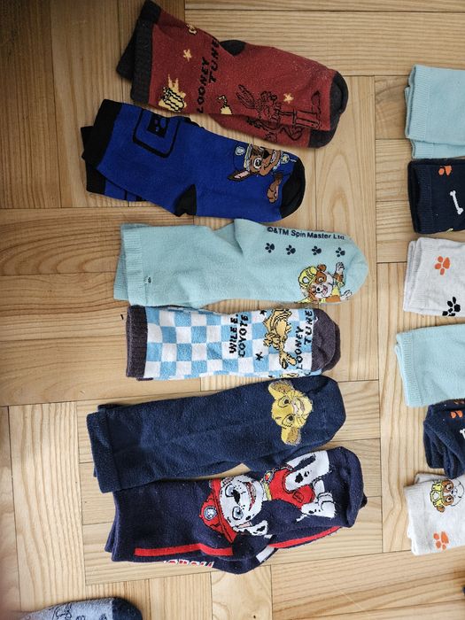 Skarpety antypoślizgowe h&m r25-30 plus gratis