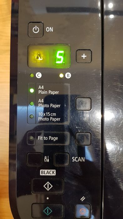 МФУ принтер Canon PIXMA К10380
Покупался для учебы, отпечатал максим