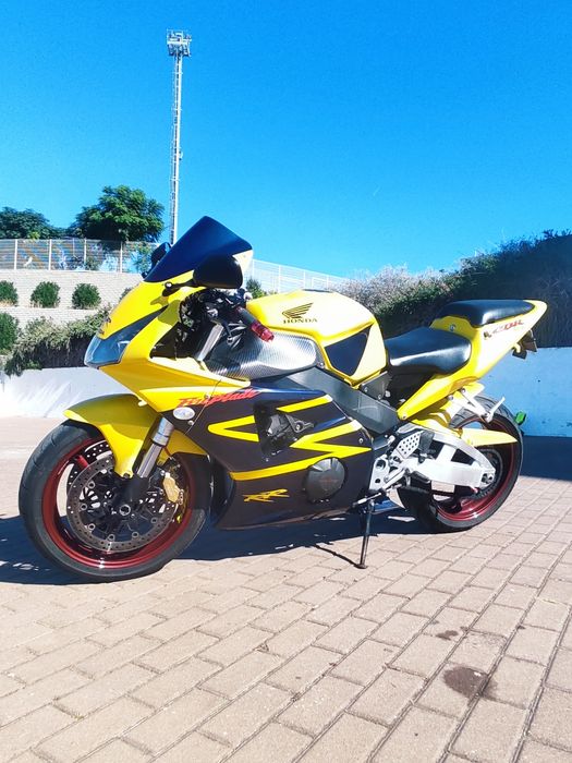 Honda CBR 900RR (954) Fireblade