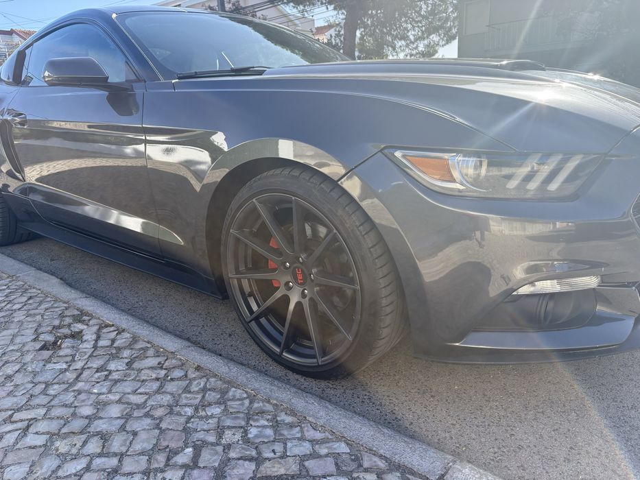 FORD MUSTANG 2.3 cc - 315 cv
