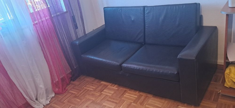 Sofá-Cama pele preto