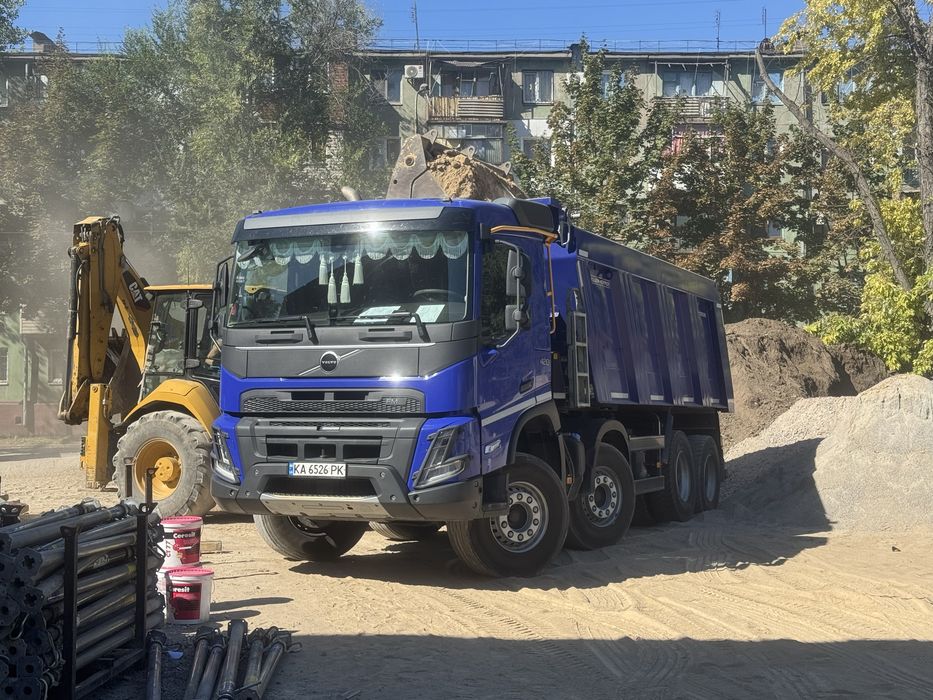 Послуги самоскидів Volvo / Scania 8×4.