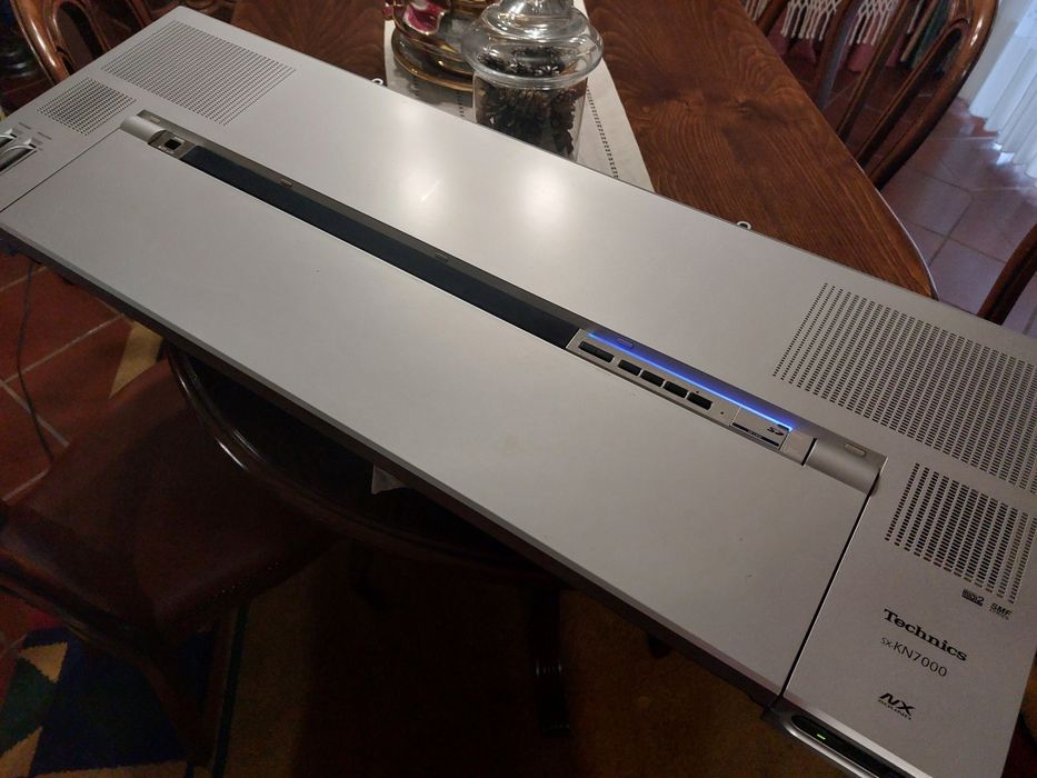 Órgão Technics KN7000 como novo