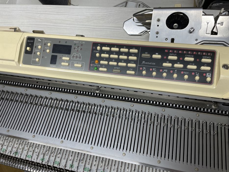 Вязальна машина Brother KR-850 KH-965