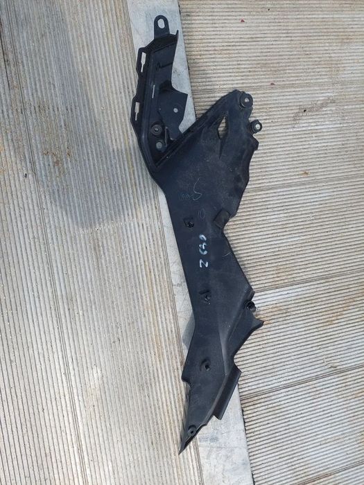 Kawasaki z650 ninja owiewka bok boczek czasza wypełnienie pług