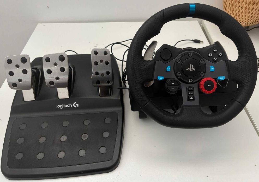 Volante e Pedais LOGITECH G29 Driving Force