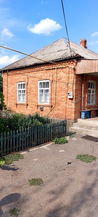 Продаж хати в сільскій місцевості