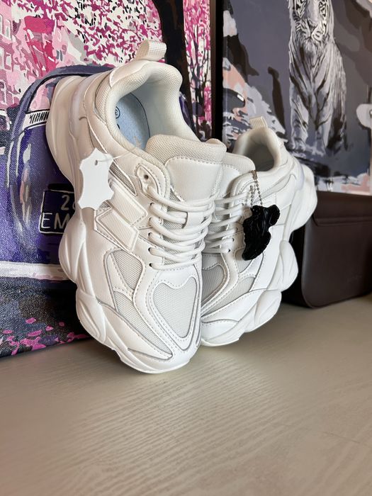 Кросівки весна літо натуральна шкіра кроси