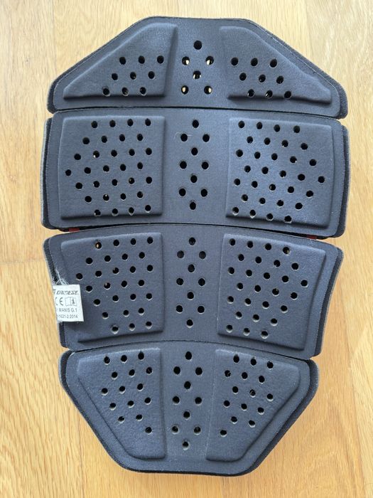 Dainese protecçao costas blusao mota