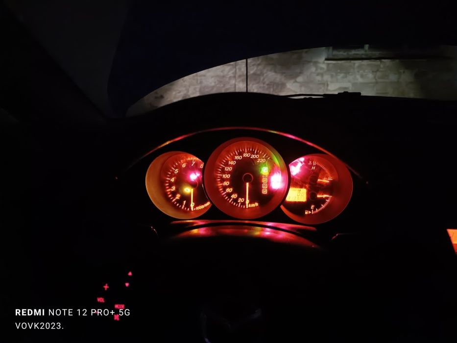 Мазда 3 2004 г  продаж