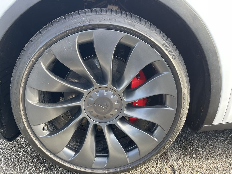 2023 Tesla Model Y Performance
