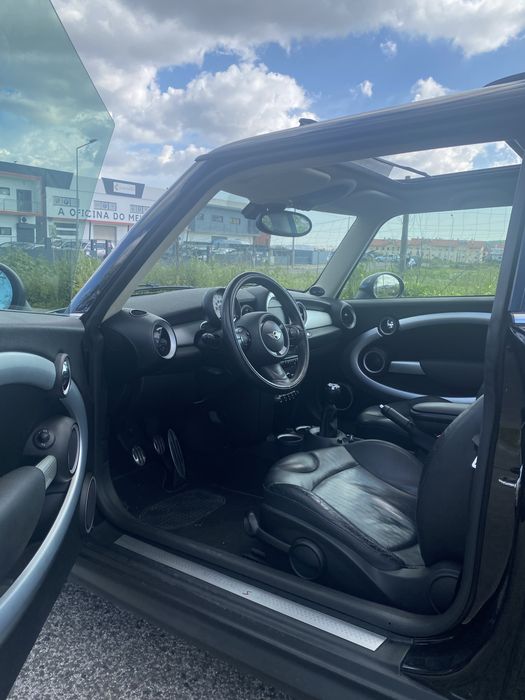 Mini Cooper S - N18426535701080320006