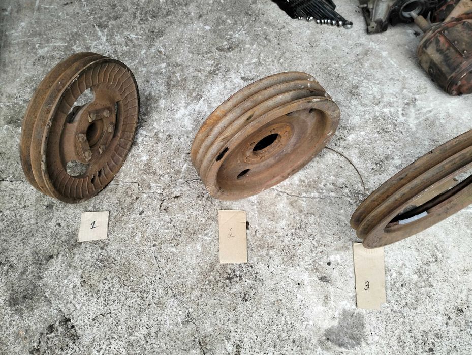 Шкив чугунный 2 руч С 36 см (шк 3 руч С 36 см 1000 гр) шк 2 руч 41 см