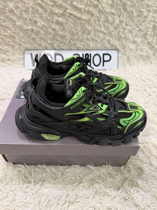 Balenciaga track 46