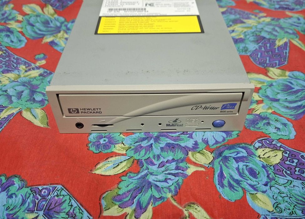 Leitor Gravador de Cds interno, HP 8100 C4392-56000, 4X/24X ide CD-Writer Plus