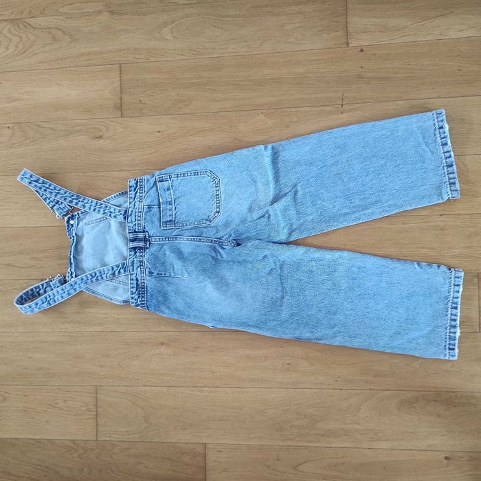 122 Zara ogrodniczki niebieskie jeansowe jeansy spodnie