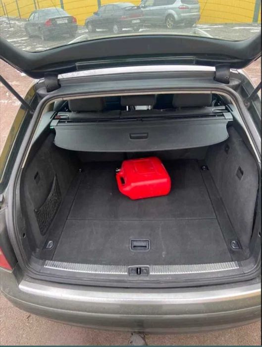 Ауді А4 B6.  2003 рік. 1.9  дизель