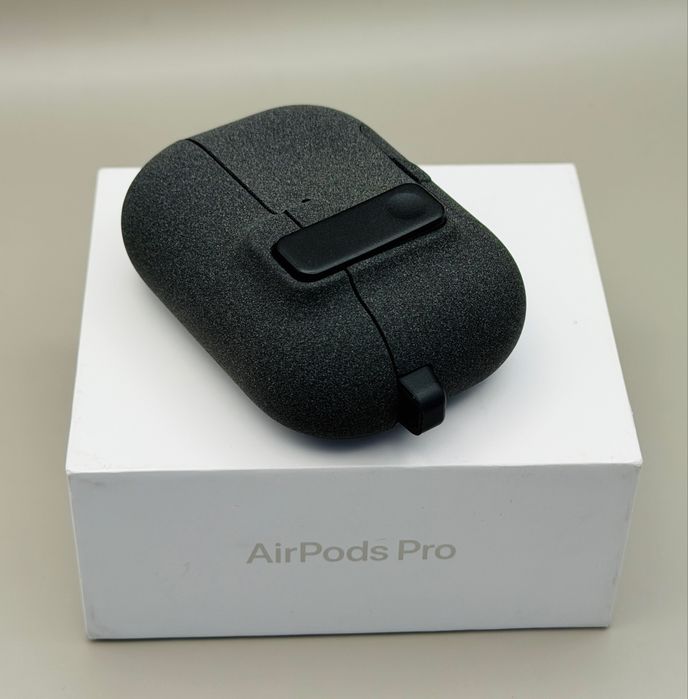 Чехол на AirPods Pro 3 Grey, AirPods Pro 2 Grey, AirPods 4 Green, противоударный, открывается автоматически кнопкой