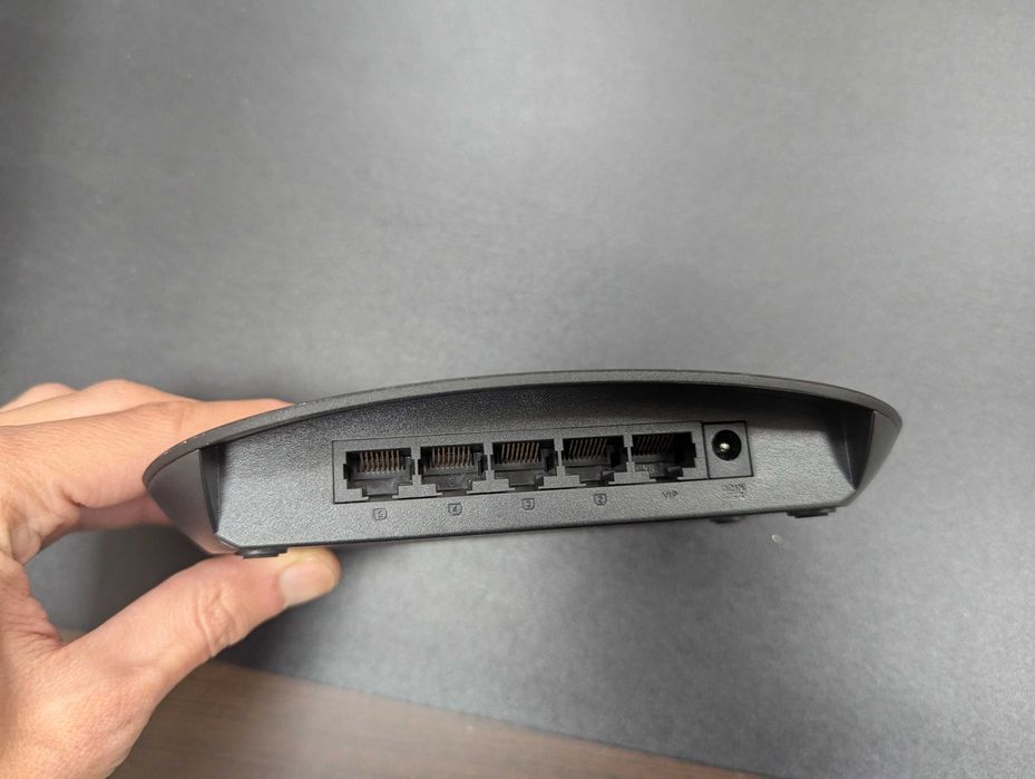 Switch ASUS GX1005B V5, 5 portas RJ45 10/100 Mbps