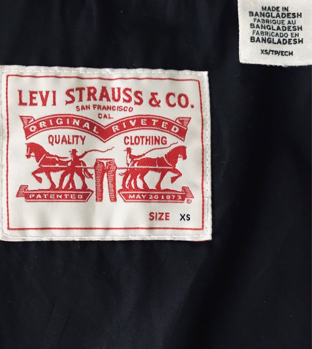 Пуховик Levi’s  Оригінал!
