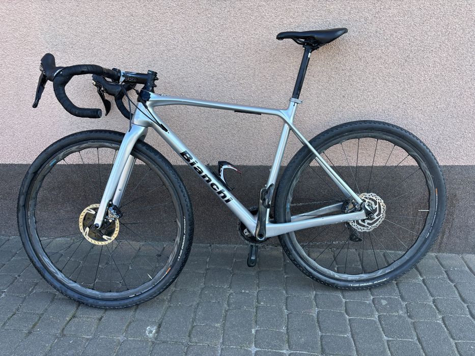 Mam na sprzedaz rower Bianchi.