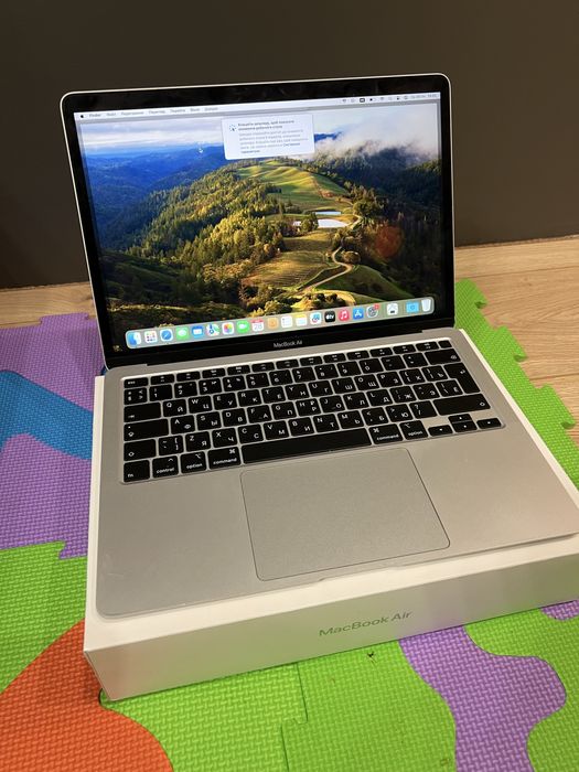 MacBook Air 13 (Core I3)