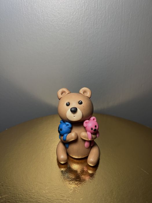 Figurka z masy cukrowej „miś na baby shower”
