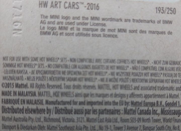 Conj 2 hot wheels sairam no ano 2015 morris mini