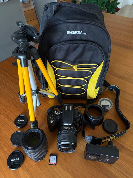 Nikon D5100 c/ objetivas 18-55 e 50-200