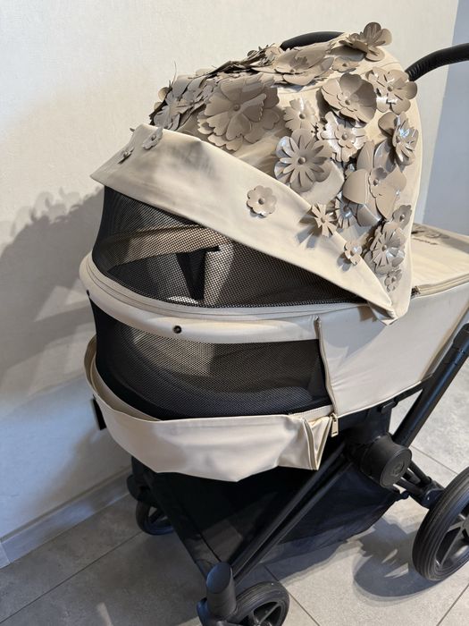 Gondola Cybex PRIAM simply flowers beige